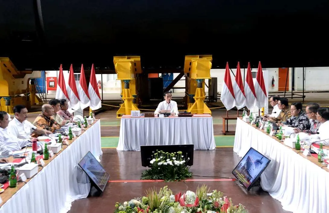 Presiden Harapkan KRI Alugoro sebagai Awal Kemandirian Alutsista Nasional