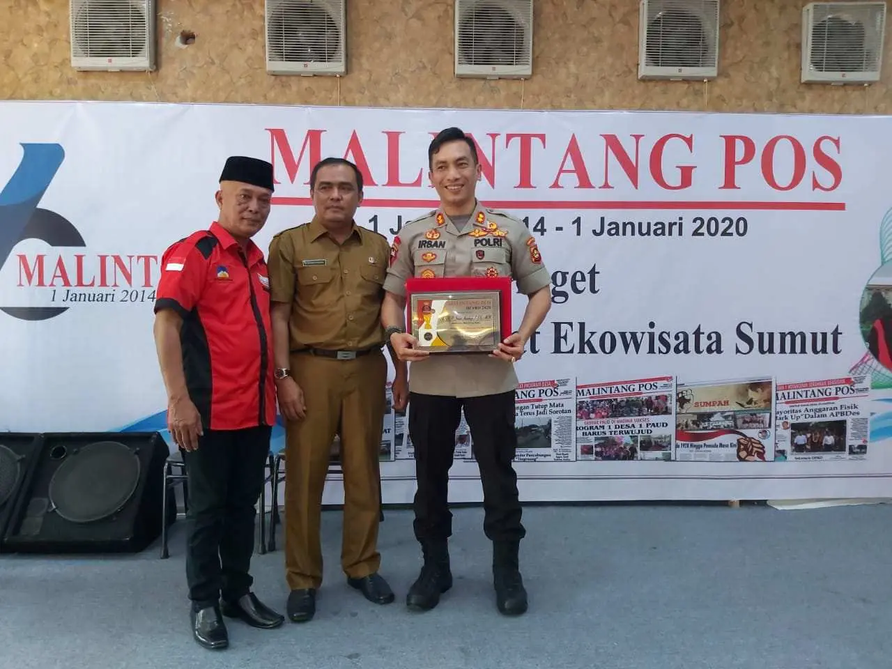 Kapolres Madina Terima Award di Ultah ke 6 Media Malintang Pos