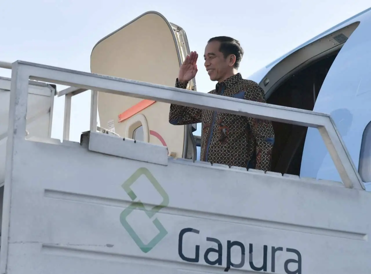 Presiden Jokowi Bertolak ke Abu Dhabi, Bahas Investasi dan Jadi Pembicara Kunci