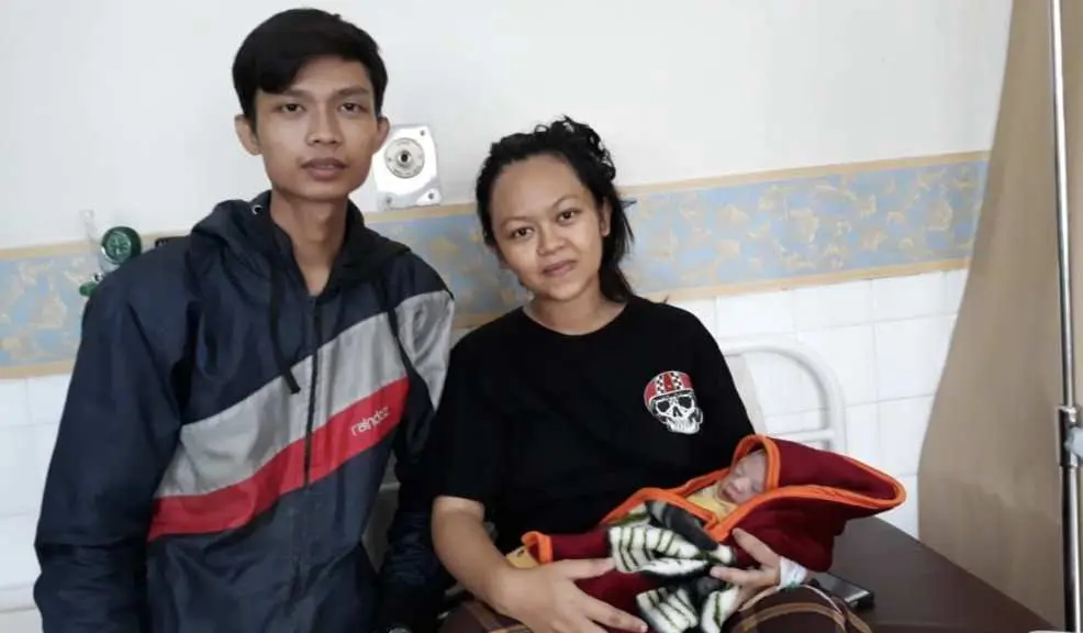 Pasien Korban Bencana Melahirkan di RSAU dr. M. Hassan Toto Lanud Atang Sendjaja