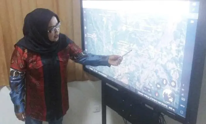 Wabup Bogor: Pantauan Tim ada 100 Titik Longsor dan 2 Kampung ‘Hilang’ di Sukajaya