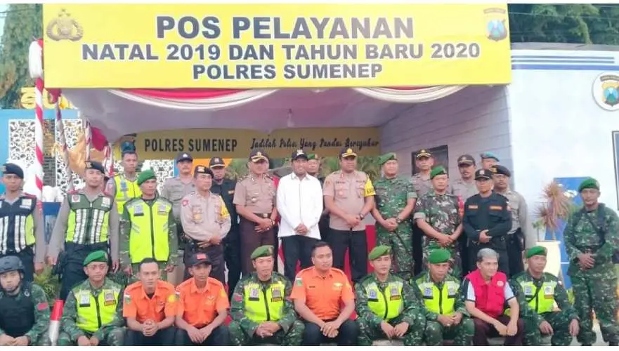 Polres Bersama Forkopimda Sumenep Amankan Malam Perayaan Natal ke Sejumlah Gereja