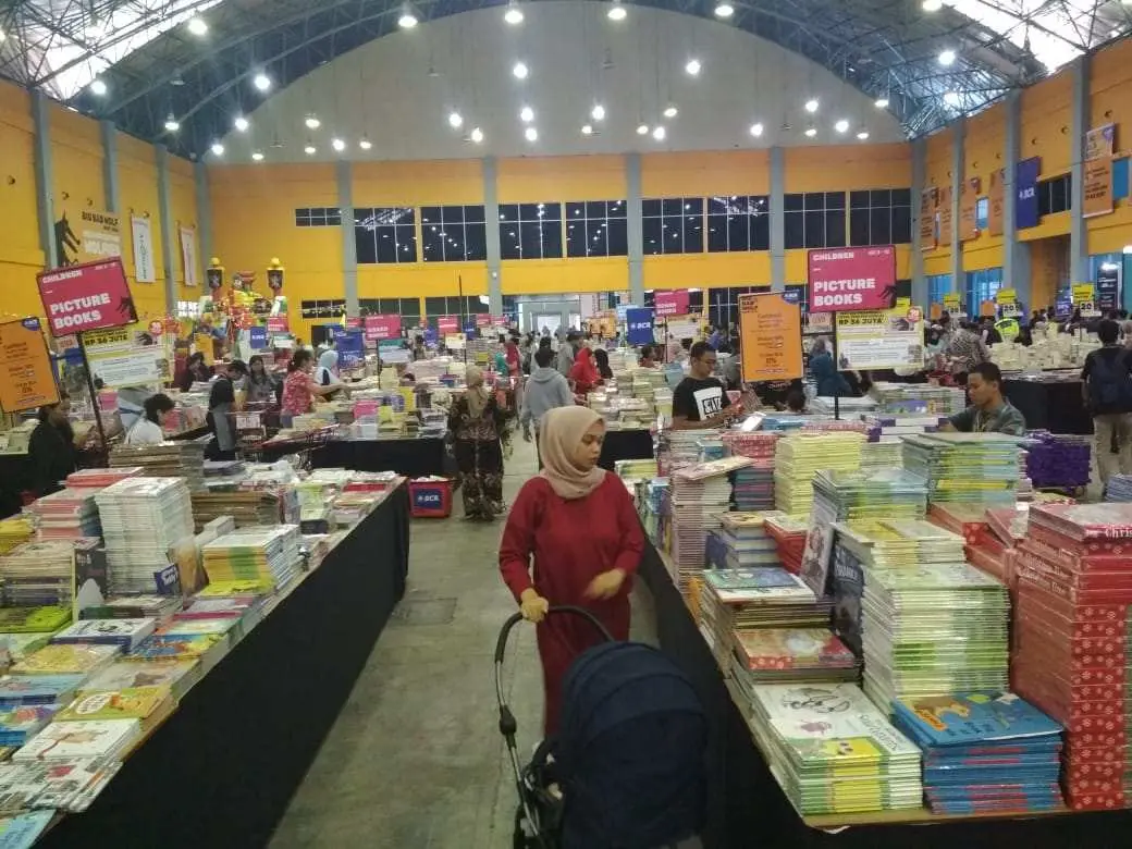Tingkatkan Minat Baca, Bazar Big Bad Wolf Gelar Diskon Besar-besaran Jutaan Buku
